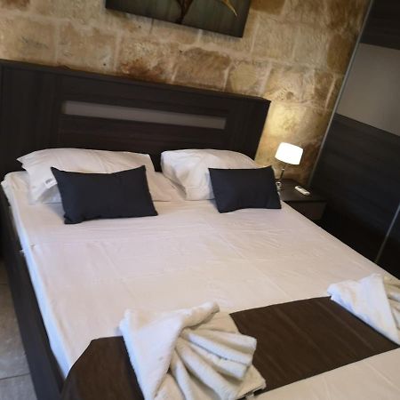Two Gate Town House Villa Senglea Bagian luar foto