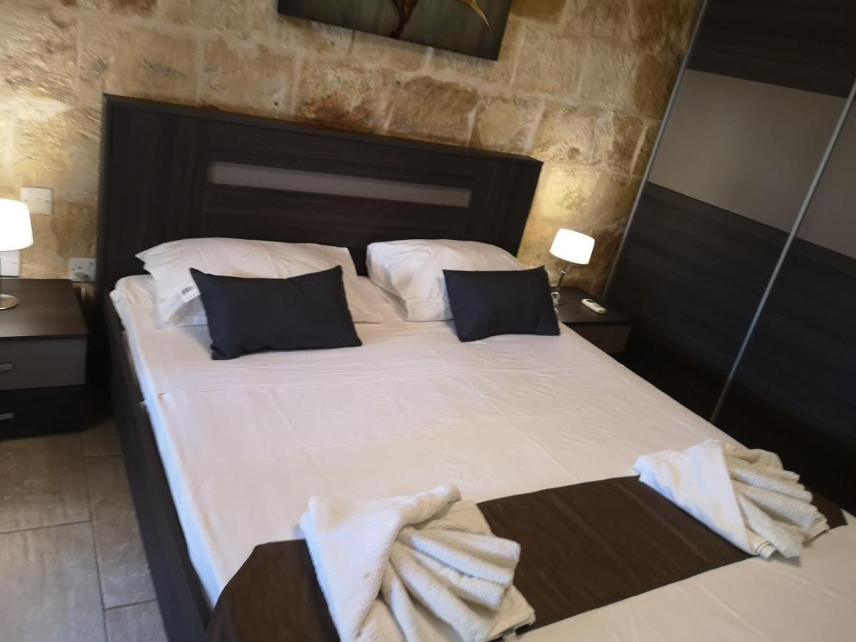 Two Gate Town House Villa Senglea Bagian luar foto