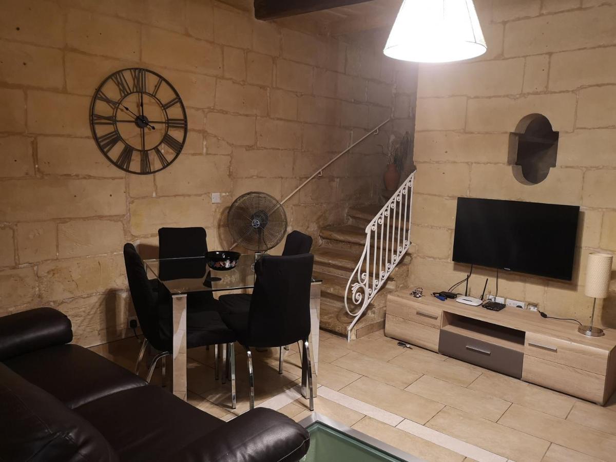 Two Gate Town House Villa Senglea Bagian luar foto